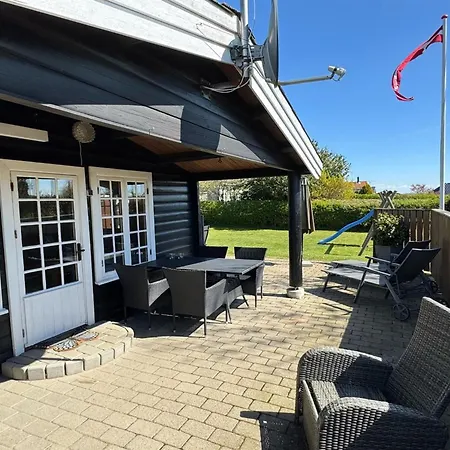 Reimund - 400m From The Sea By Interhome Hejlsminde